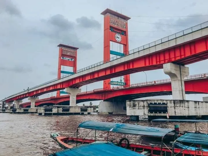 Jembatan Ampera Palembang - Dinas Perindustrian